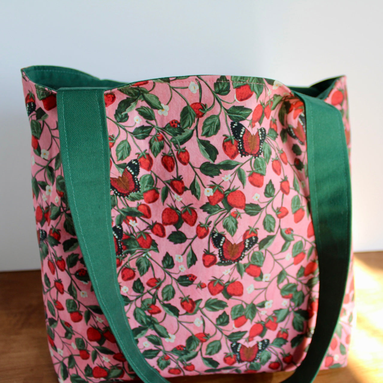 Roomy Tote