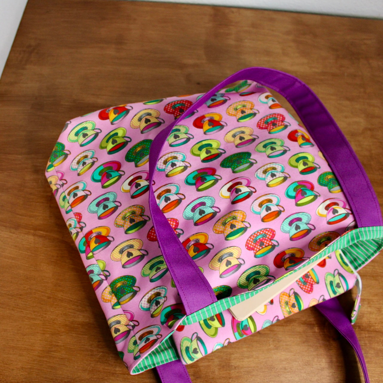 Roomy Tote