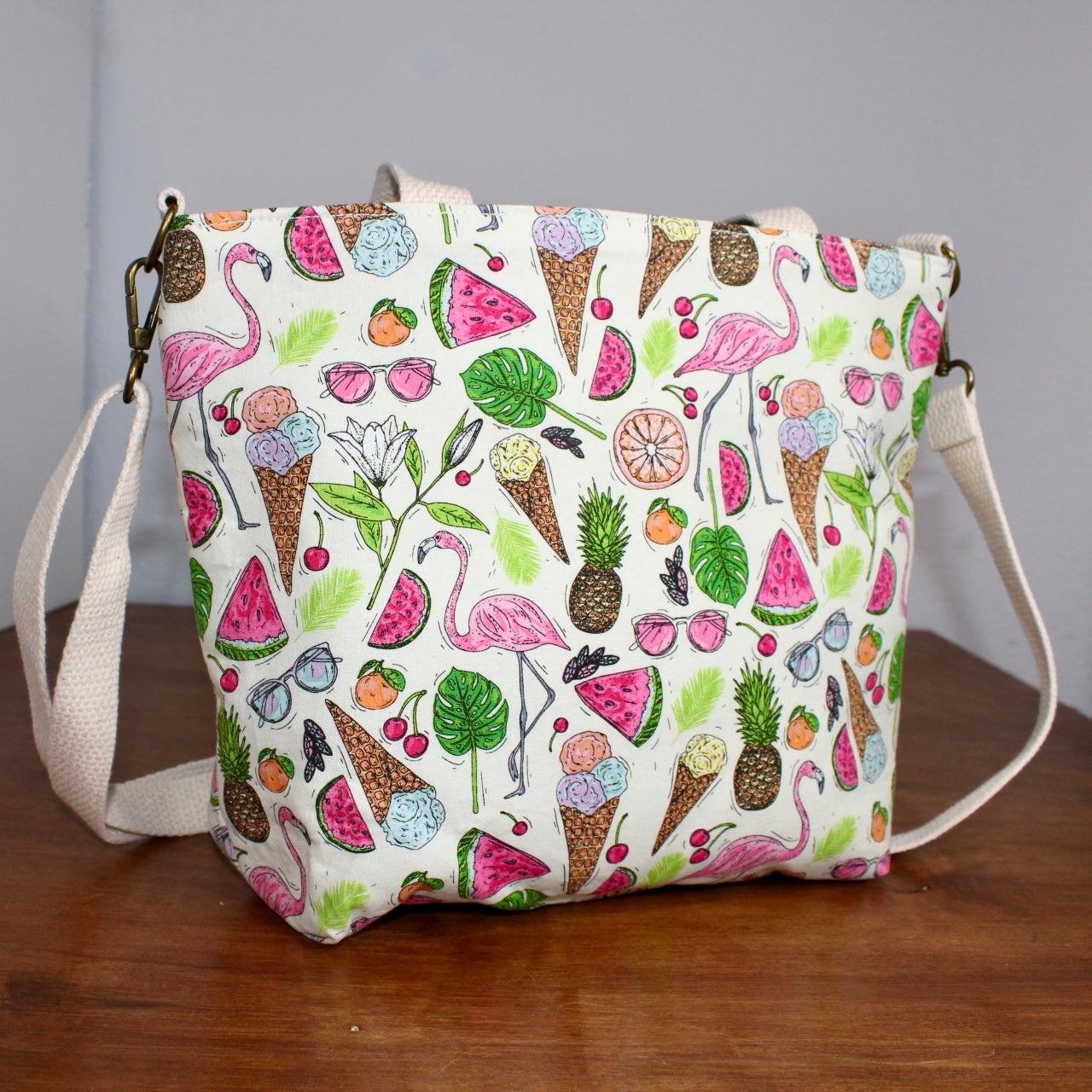 Recessed Tote